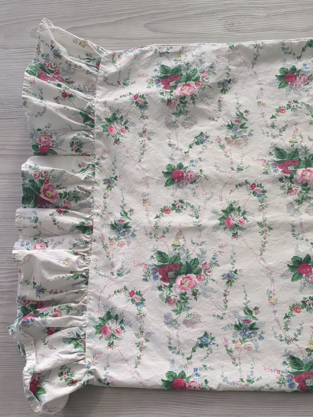 Ralph Lauren Standard Pillowcases Set of 2 Floral Ruffled Cottagecore 100% Cotto